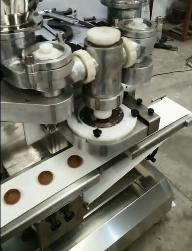 버터 떡/팥 풀을 위한 자동적인 껍질로 덮는 기계
